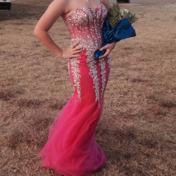 Jovani Size 6 Prom Dress! - Picture 2 of 4